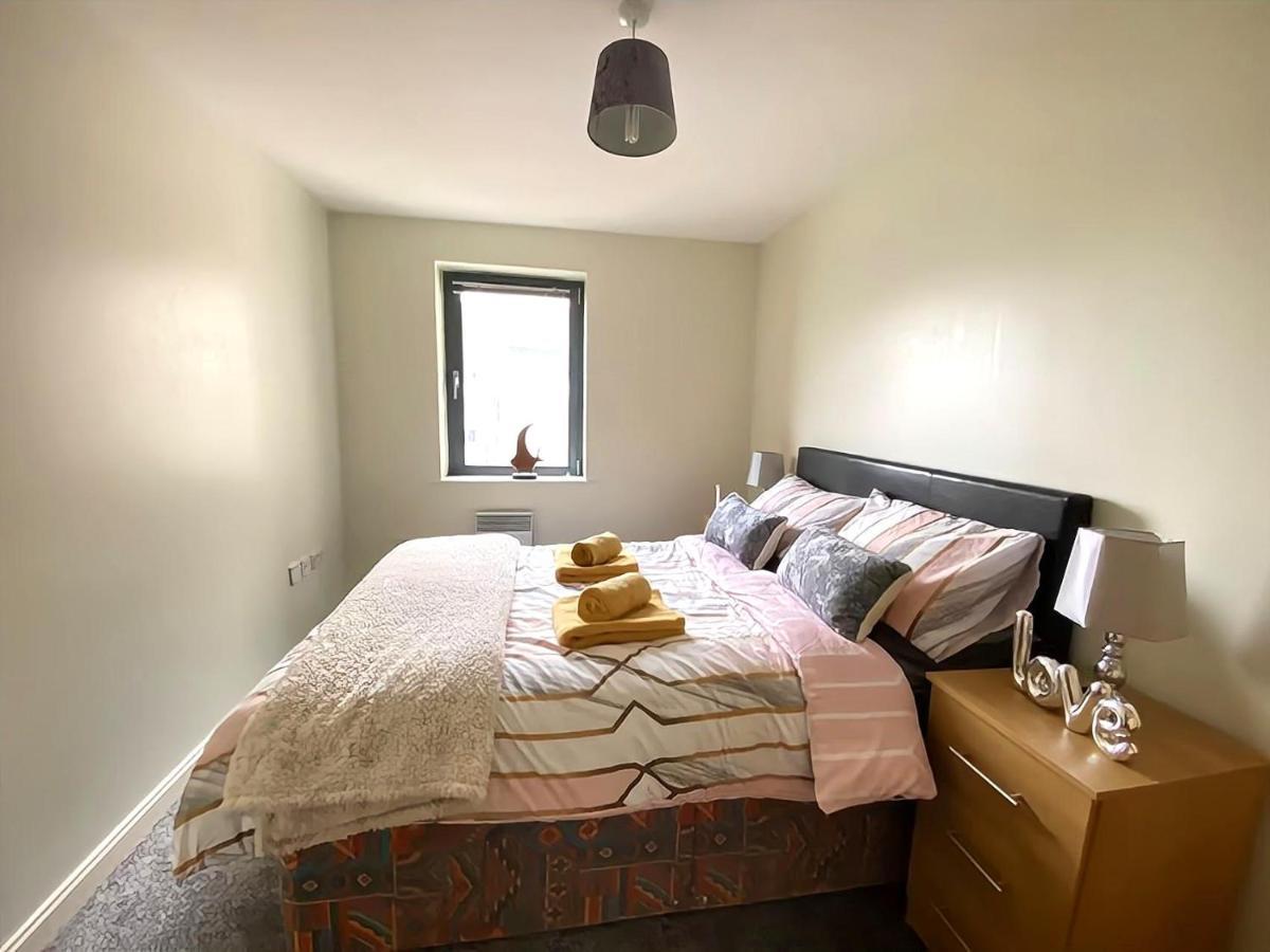 Lovely 2-Bedrooms Apartment Step To The Beach Swansea Dış mekan fotoğraf