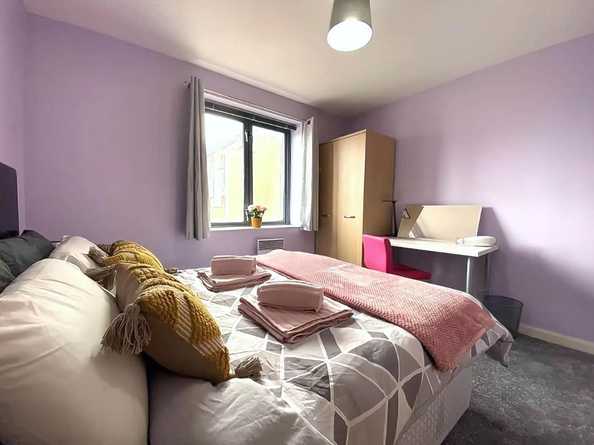 Lovely 2-Bedrooms Apartment Step To The Beach Swansea Dış mekan fotoğraf