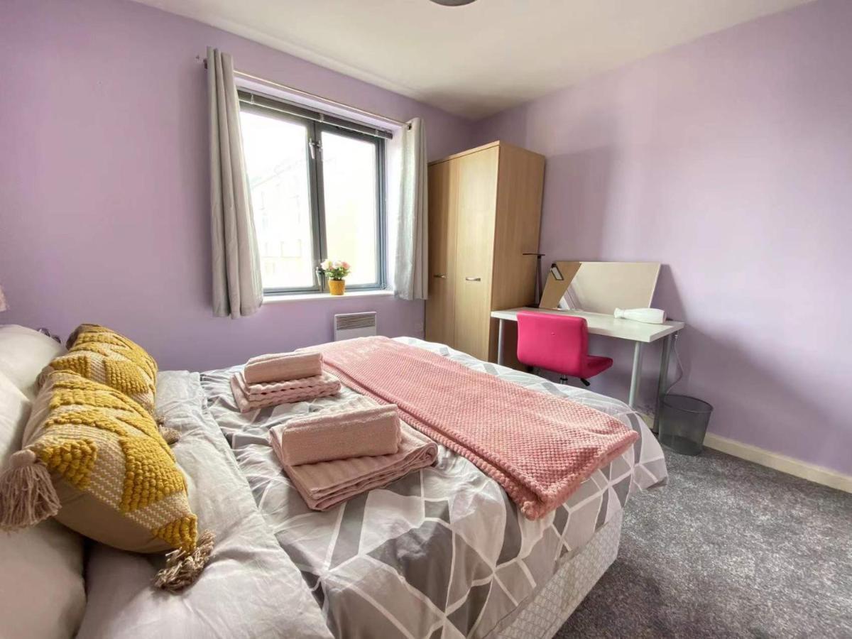 Lovely 2-Bedrooms Apartment Step To The Beach Swansea Dış mekan fotoğraf